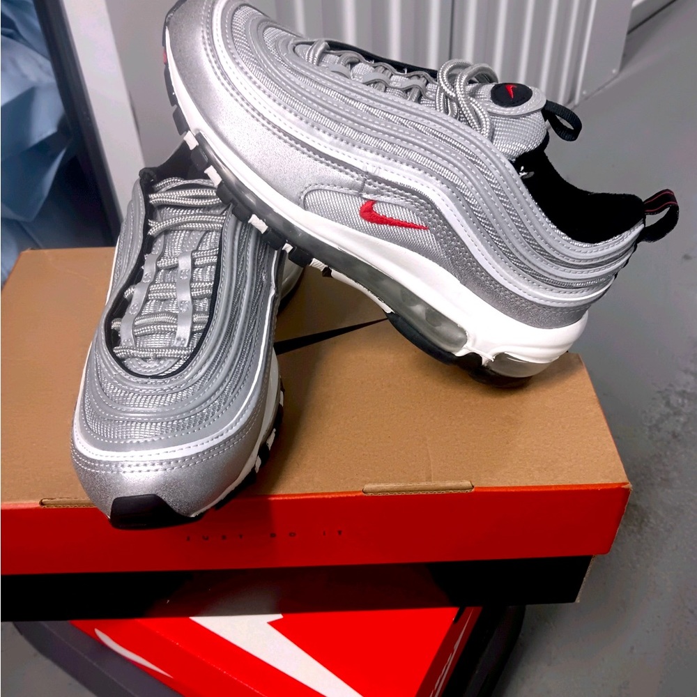 Wmns Nike Airmax 97 OG “Silver Bullet”